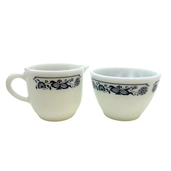 Vintage Pyrex Old Town Blue Onion open Creamer & Sugar Set Pyrex corning corelle - Picture 1 of 6